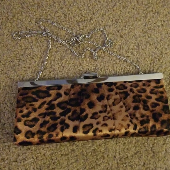 Gunne Sax Handbags - Gunne Sax Clutch Leopard Print